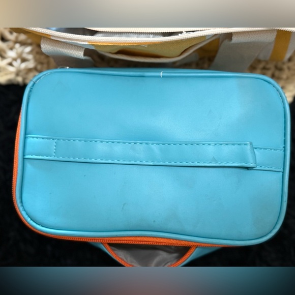 Blue with orange zip closure lunch bag - Picture 2 of 4